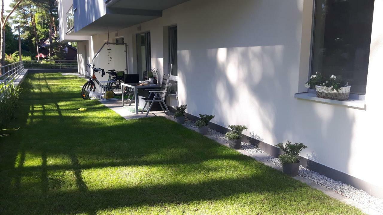 Apartament z Ogródkiem Pobierowo Exterior foto
